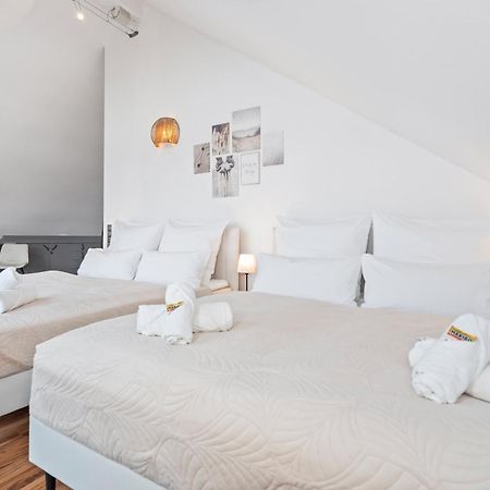 Stadtoase Fulda Mit Flair - Whirlpool, Balkon, 2Xparkplaetze, Highspeed Wlan Esterno foto