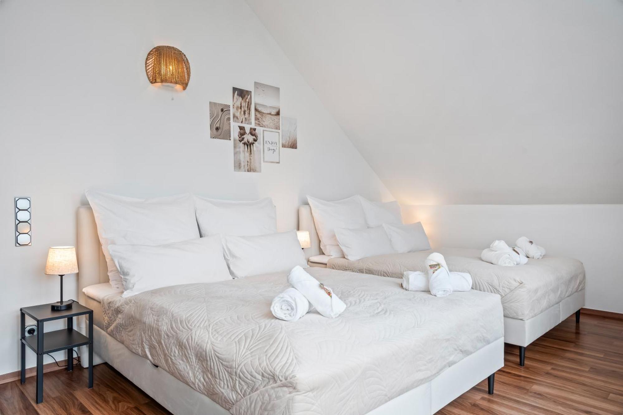 Stadtoase Fulda Mit Flair - Whirlpool, Balkon, 2Xparkplaetze, Highspeed Wlan Esterno foto