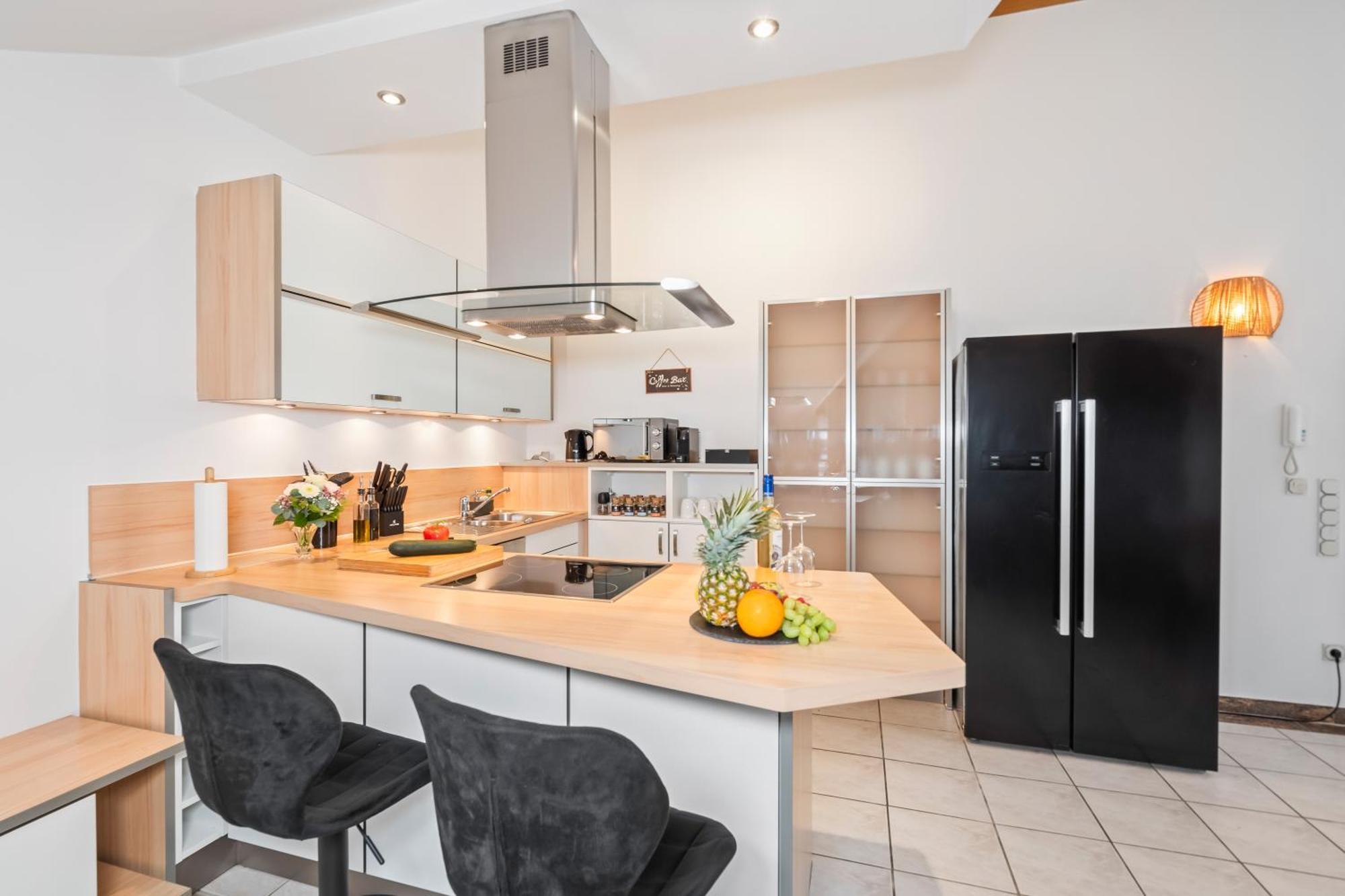 Stadtoase Fulda Mit Flair - Whirlpool, Balkon, 2Xparkplaetze, Highspeed Wlan Esterno foto