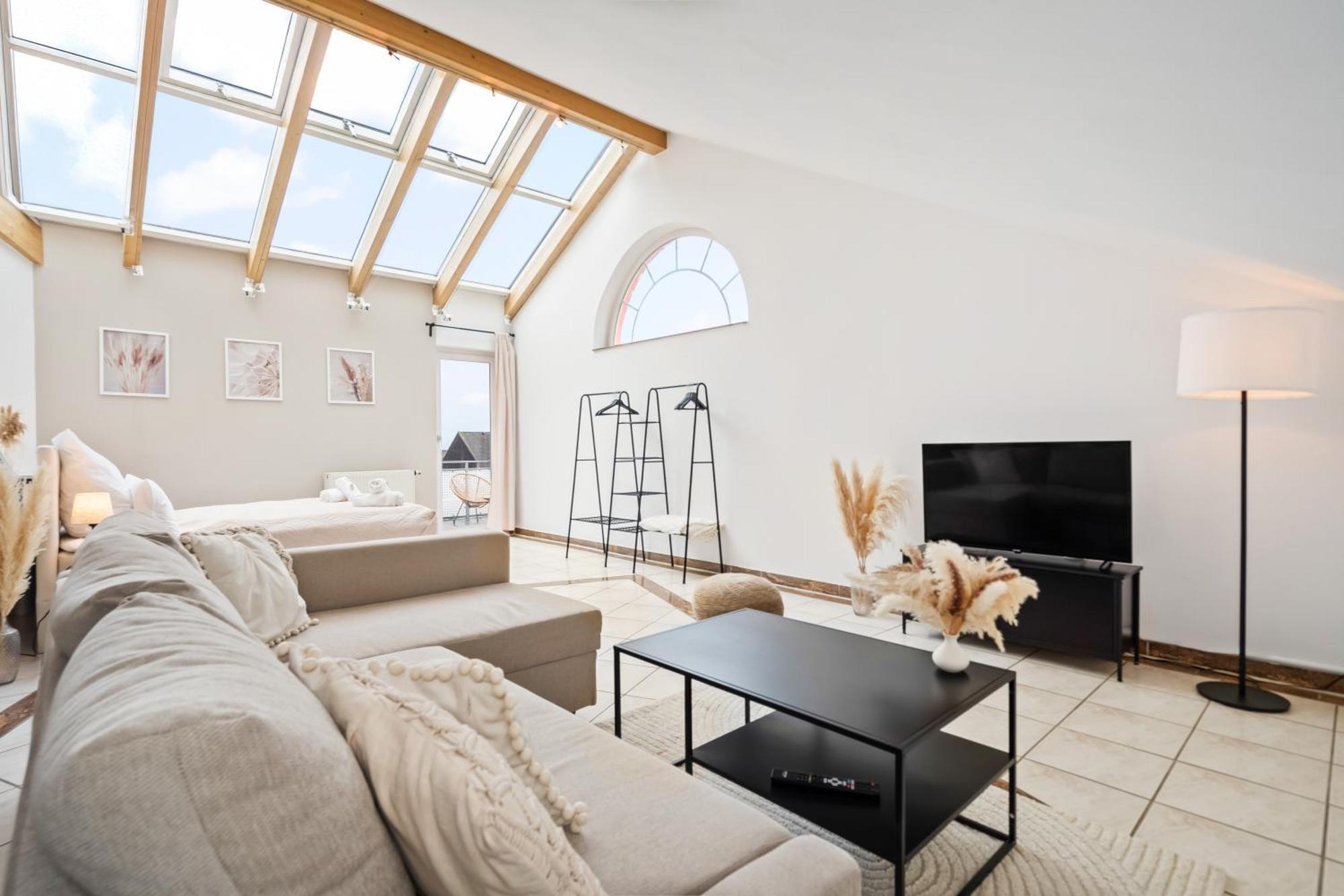 Stadtoase Fulda Mit Flair - Whirlpool, Balkon, 2Xparkplaetze, Highspeed Wlan Esterno foto